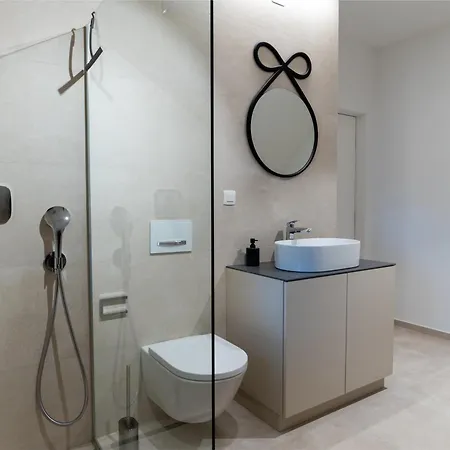 Elizabeth - Family For 6 דירה