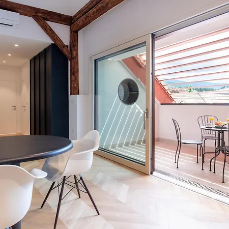 Elizabeth - Family For 6 דירה