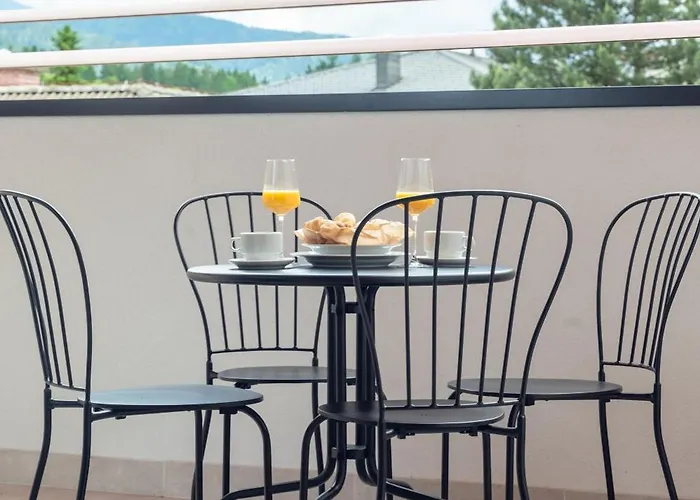 Elizabeth - Family For 6 Slovenj Gradec